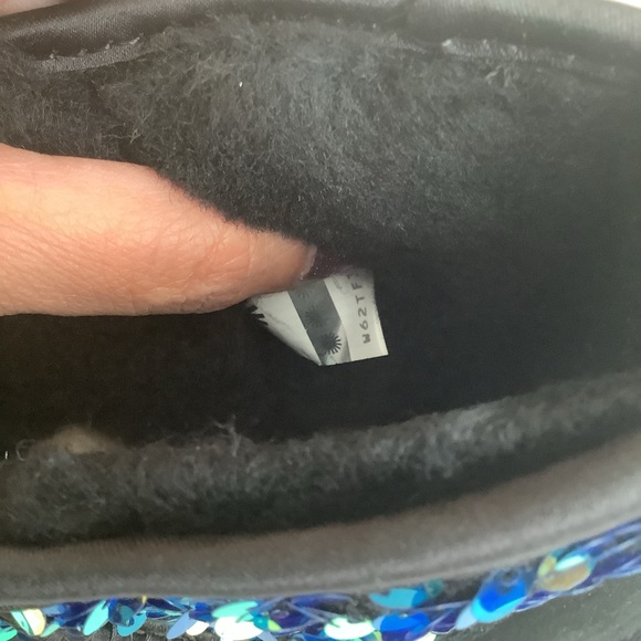 Authentic UGG Classic Mini Stellar Sequin Boots - Picture 9 of 10